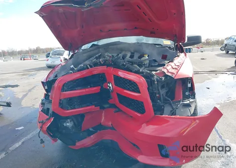 2016 Ram 1500 Express из США, поврежденный, VIN 3C6RR7KT2GG266372